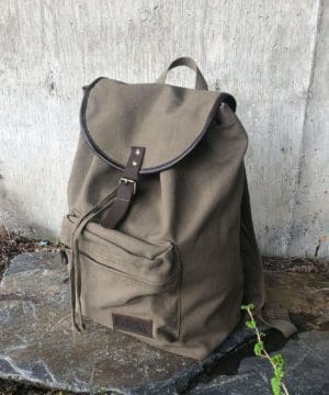 1004 World Famous Vintage Camper Rucksack – Olive