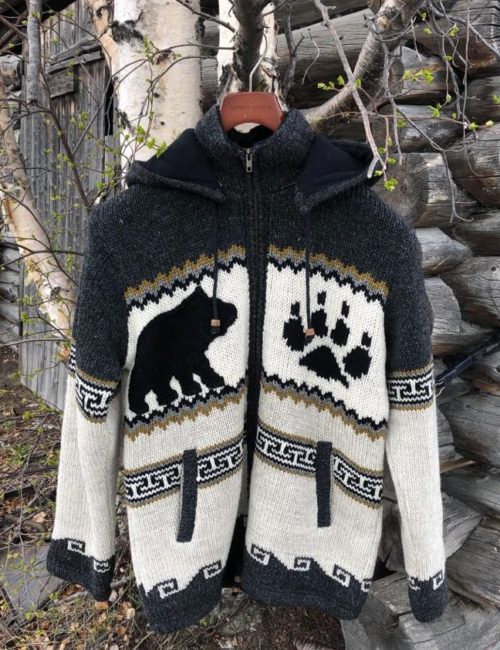 1041 Rocky Mountain Outfitters Wool Sweater - Black Bear